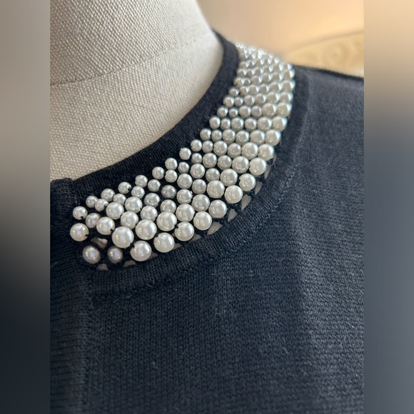 Sweater with pearls - Picture 6 of 7